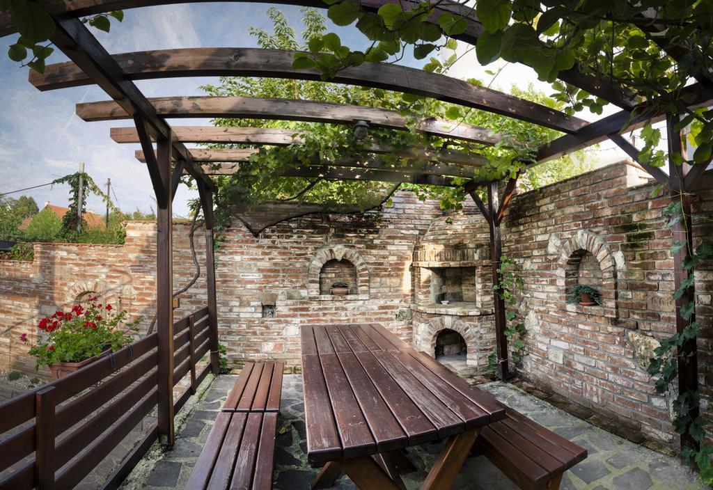 Penzion Moravsky Sommelier Valtice Exterior foto