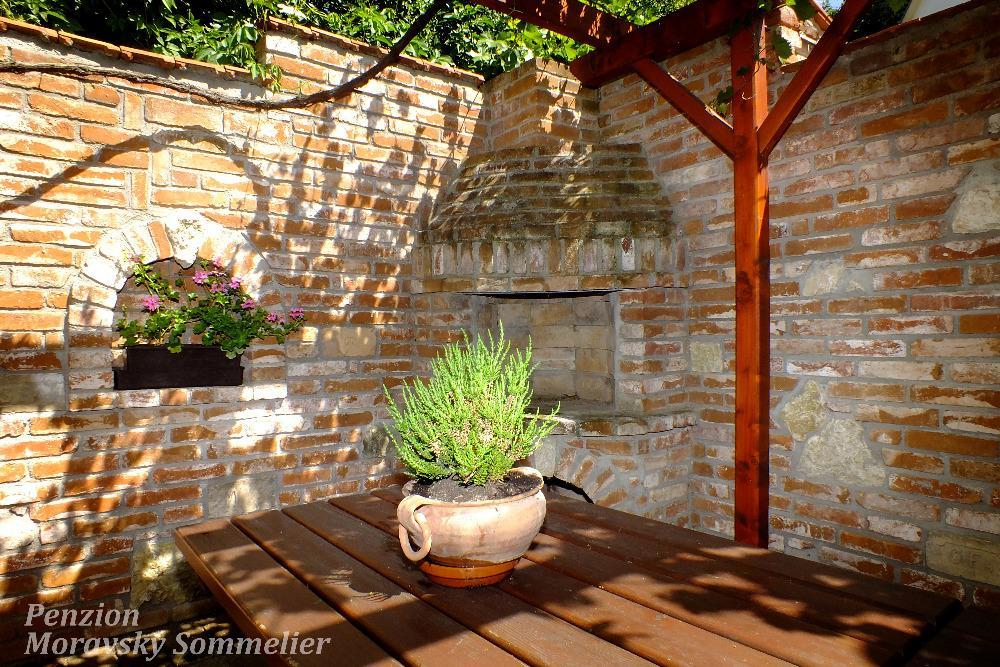 Penzion Moravsky Sommelier Valtice Exterior foto